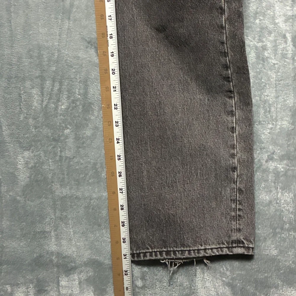 J Crew 770 Gray Wash Straight Taper‎ Jeans Men's 35x32 Distressed